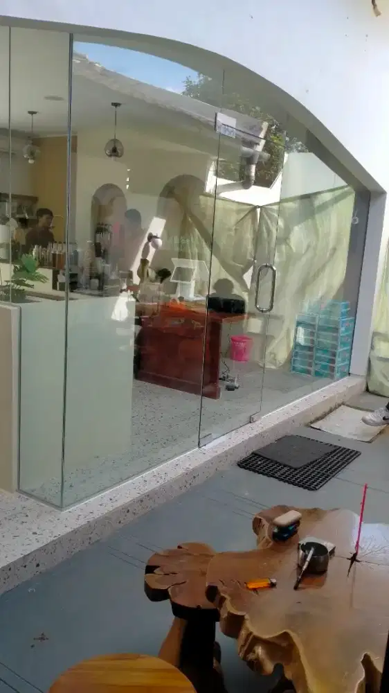 Kaca tempered rekondisi/second dengan berbagai macam ukuran