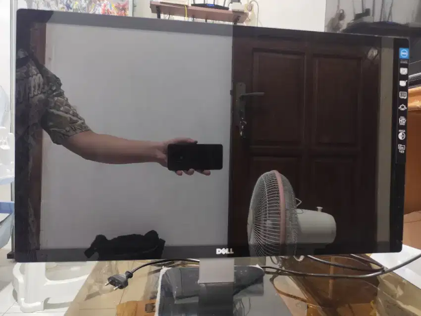 Monitor Dell S2440L