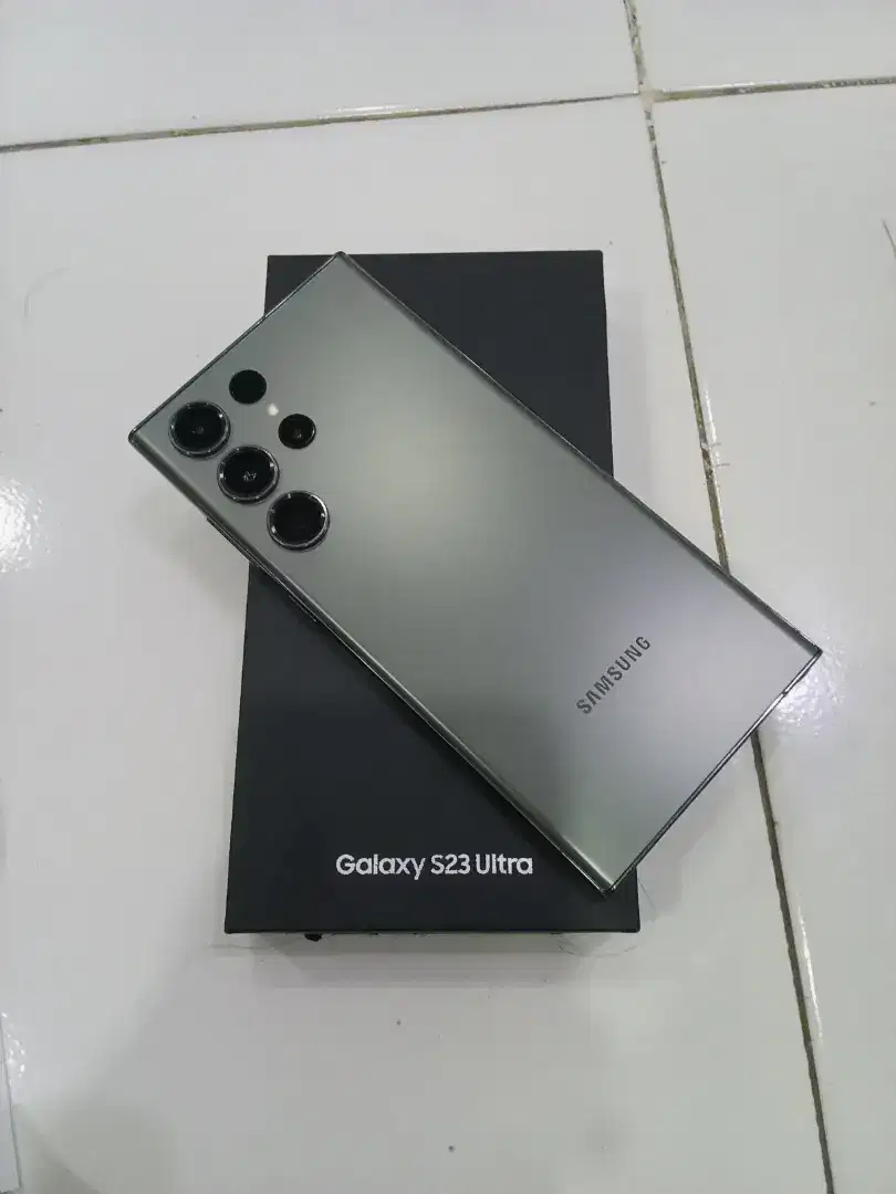 Samsung Galaxy S23 Ultra Gren Ram 12/256gb Mulus Lengkap