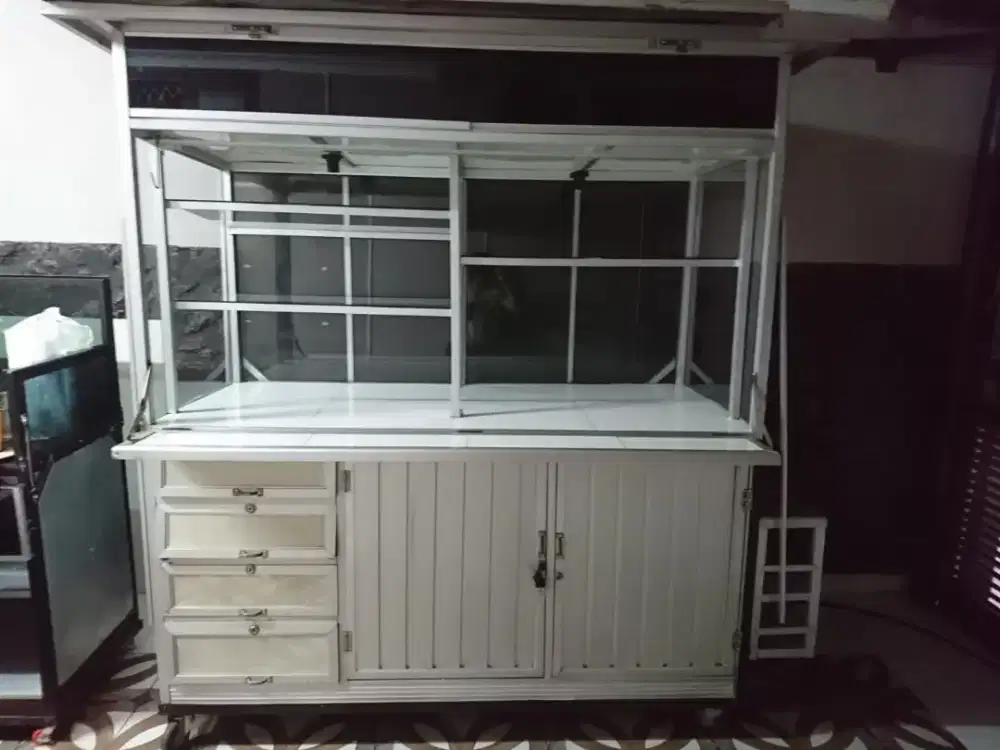 Rombong aluminium/ gerobak