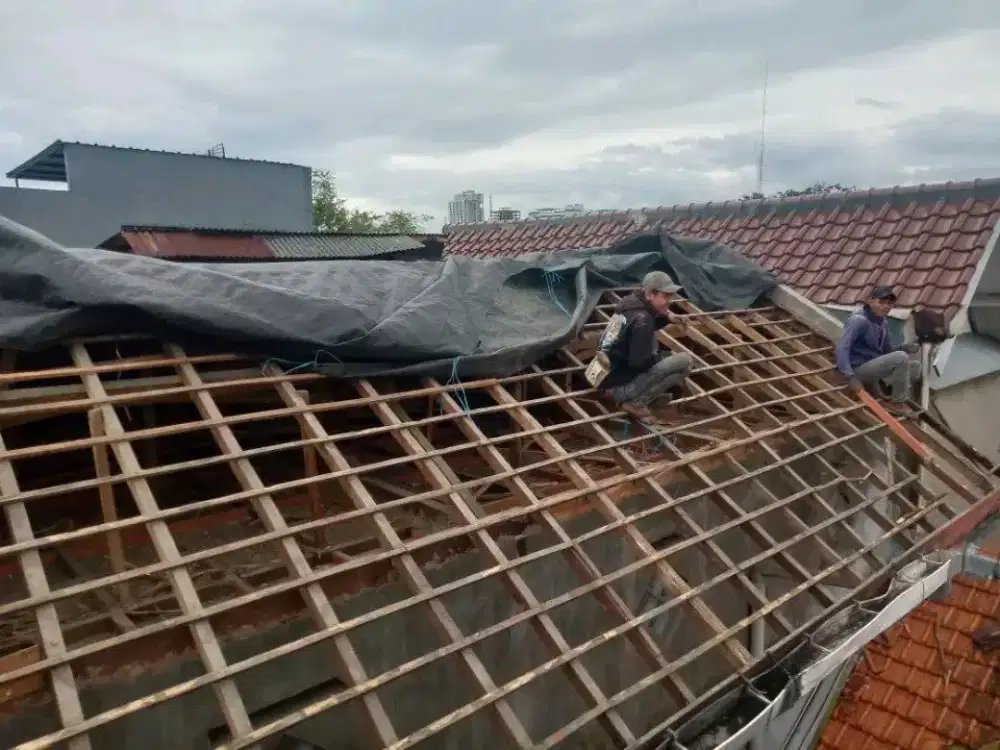 Pasang atap baja ringan