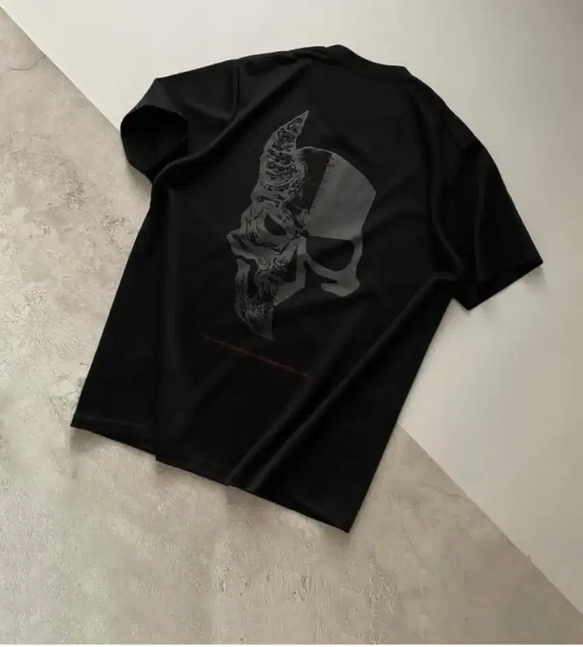 Rucas Helloween size L