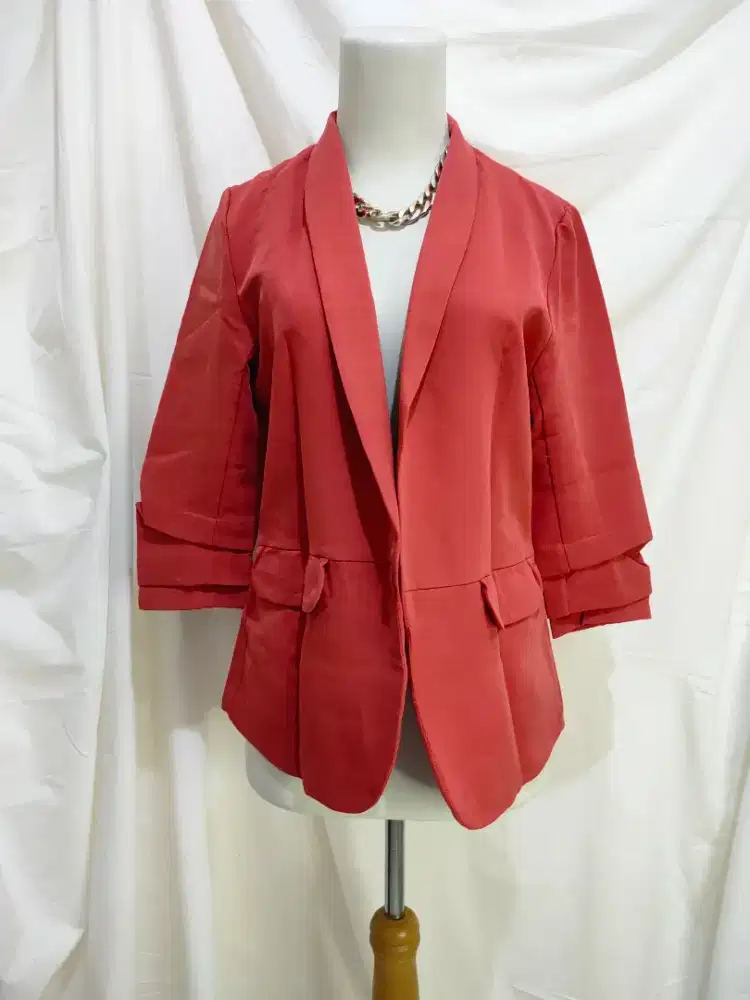 PRELOVED Blazer Wanita