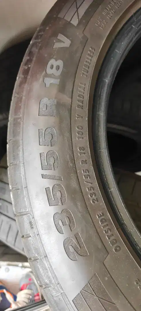 Continental Sport Contact 235/55/R18