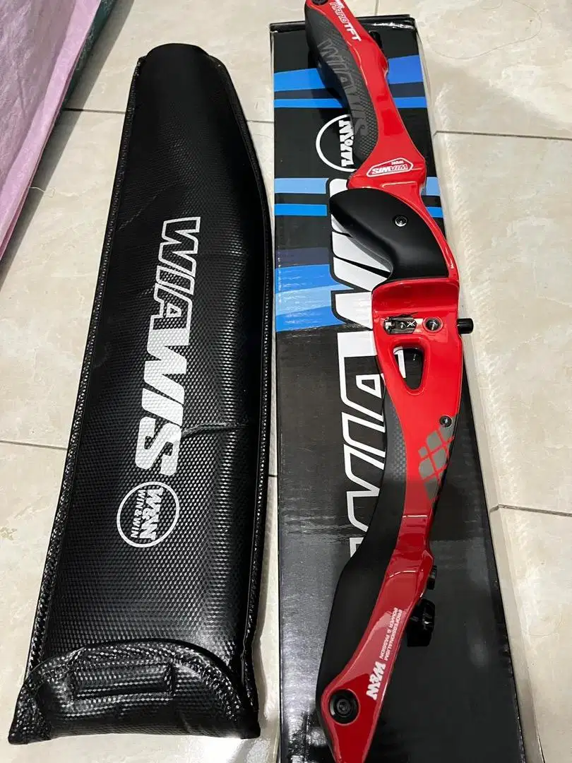 Di jual 1 Set Alat Panahan Recurve