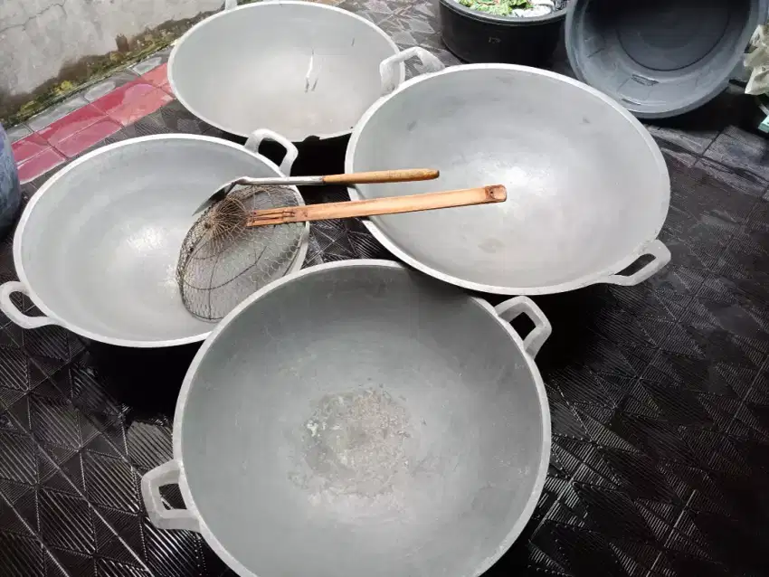 Penggorengan Besar isi 4
