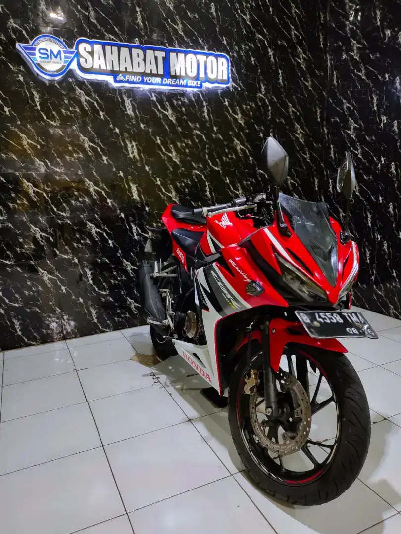BAGUS DAN MULUS CBR 150R TH 2016