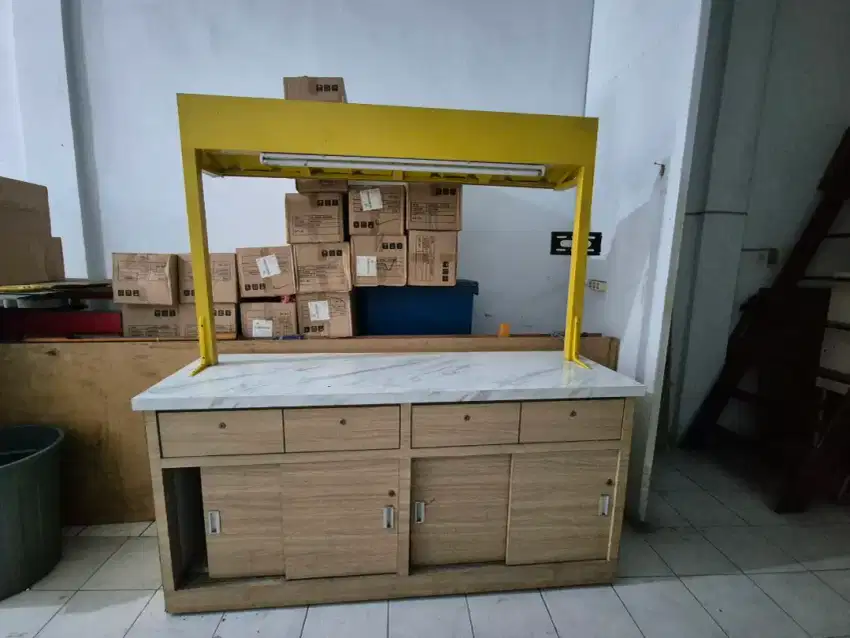 Booth / steling jualan kuliner bazaar
