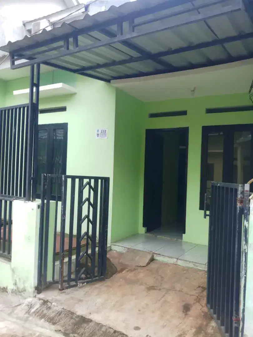Disewakan rumah siap huni untuk keluarga di taman jaya depok