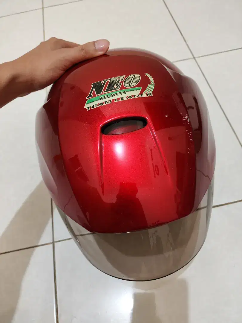 Dijual helm half face neo warna merah