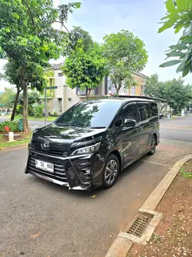 Toyota Voxy 2018 Bensin