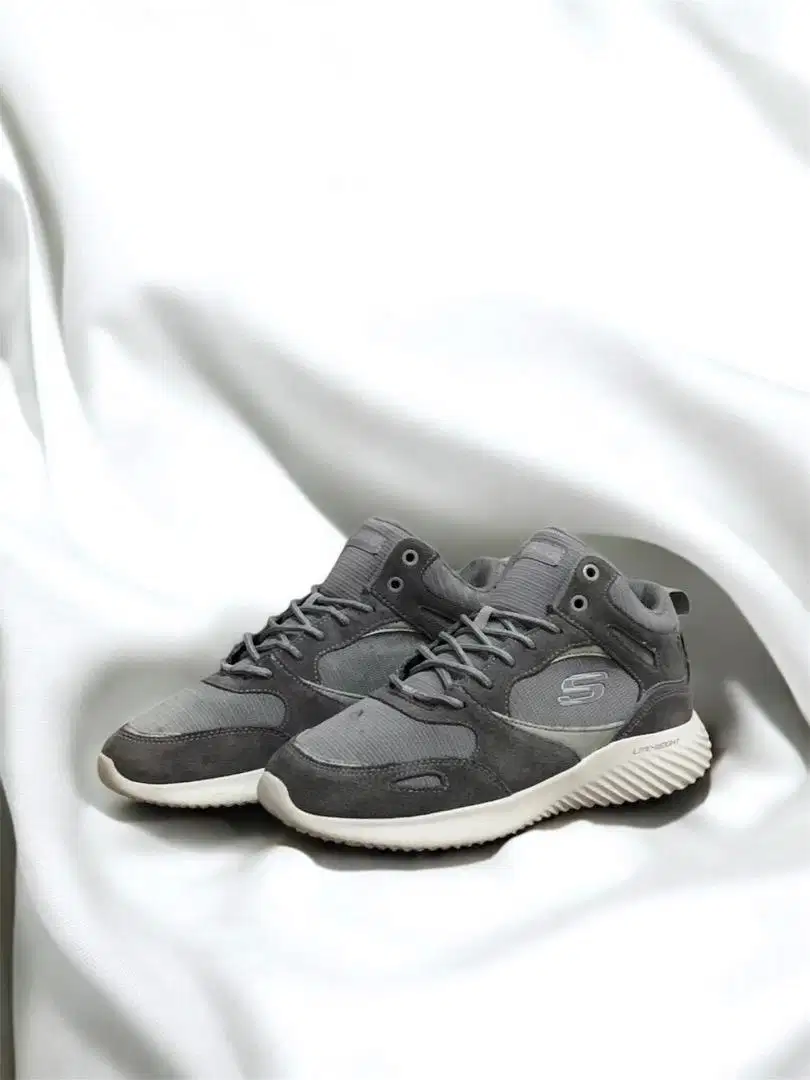 Sepatu Second Branded Skechers Bounder Charcoal Grey size 41