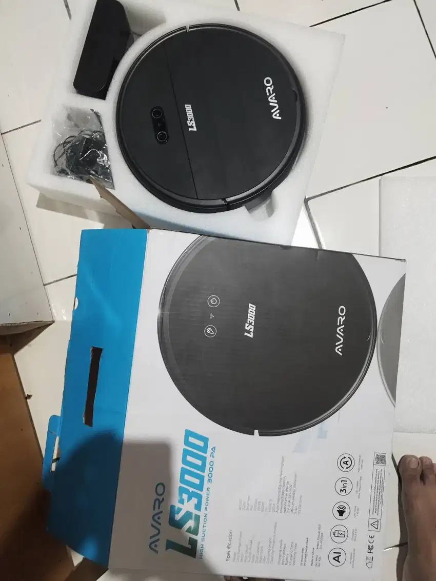 Robot sapu otomatis/Vacum Otomatis Avaro LS3000