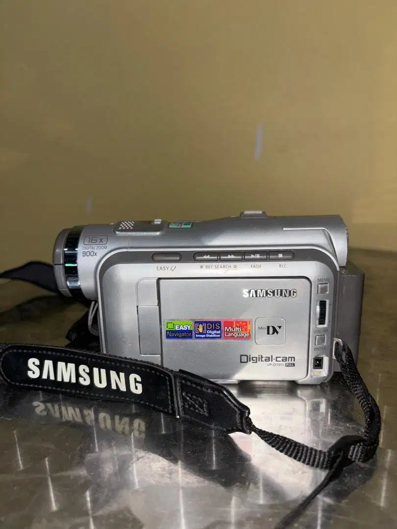 Samsung Digital Camrecorder VP-D101iPAL