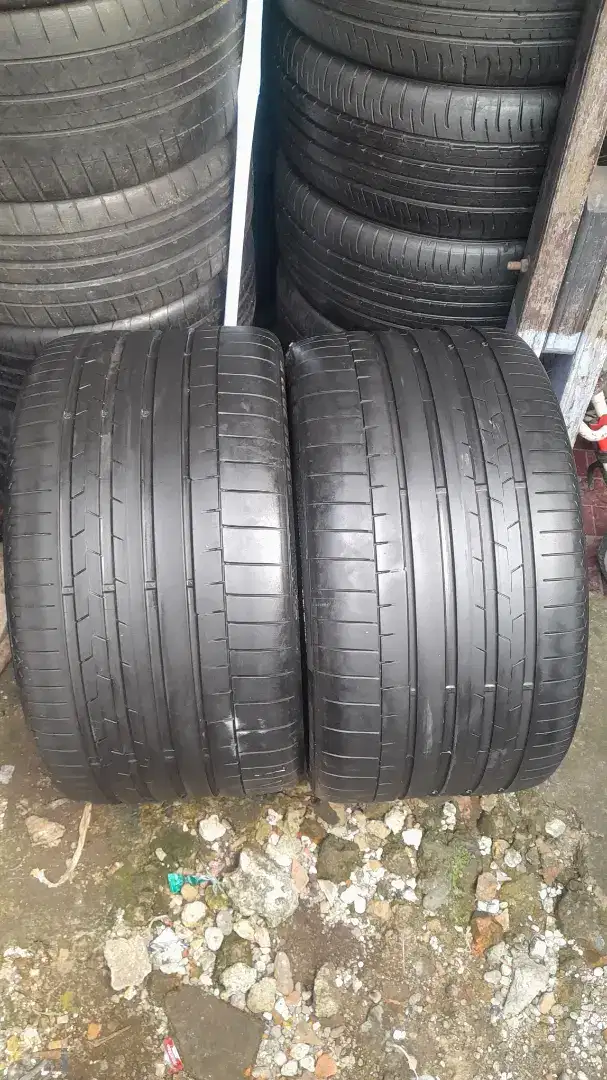 Ban copotan Ferrari Continetal contisportontact6 335/25 R22..2pcs