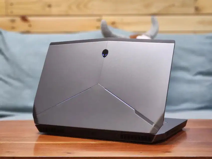 Laptop Editing ALIENWARE 15 Nvidia GTX 16GB RAM 512GB SSD Mulus Mantap