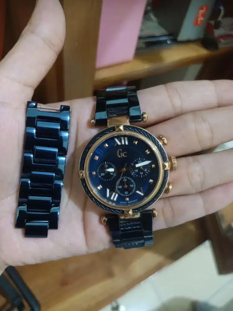 Jam Tangan GC Stainless Steel Blue Safir Chrystal Original