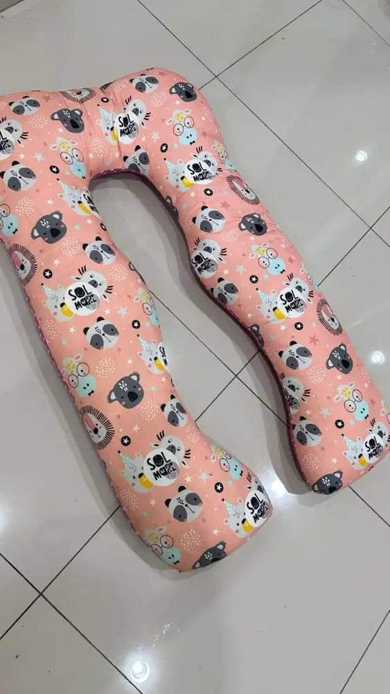 Bantal Ibu Hamil Pink