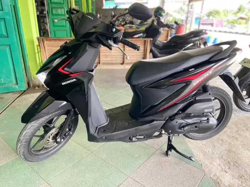 Beat CBS 2024 hitam