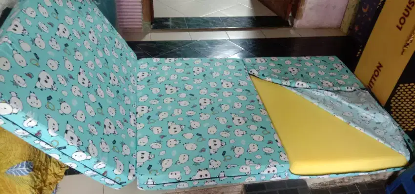 Kasur busa lipat 90x200x10cm