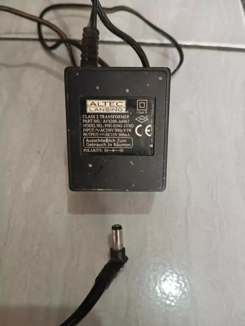 Adaptor Altec Lansing AVS200 15V 3A