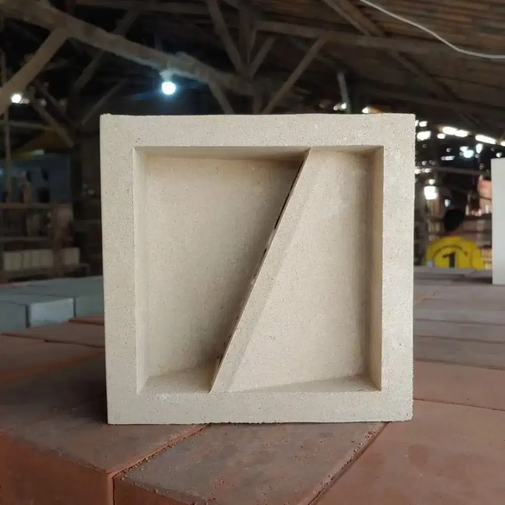 LOSTER BETON MINIMALIS