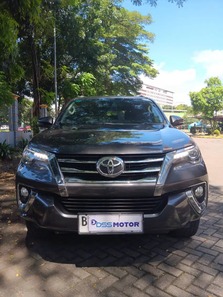 TOYOTA Fortuner 2.4 G DSL AT 2020