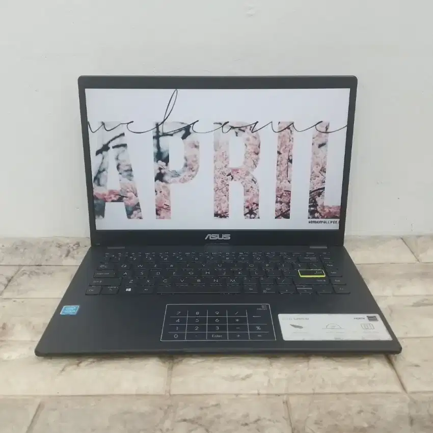 Laptop Asus Vivobook E410MA Intel celeron N4020 RAM 4GB SSD 512GB