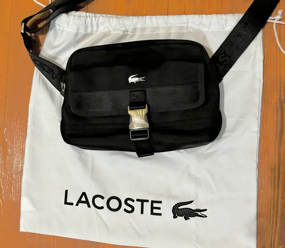 Lacoste Kome Shoulder Bag