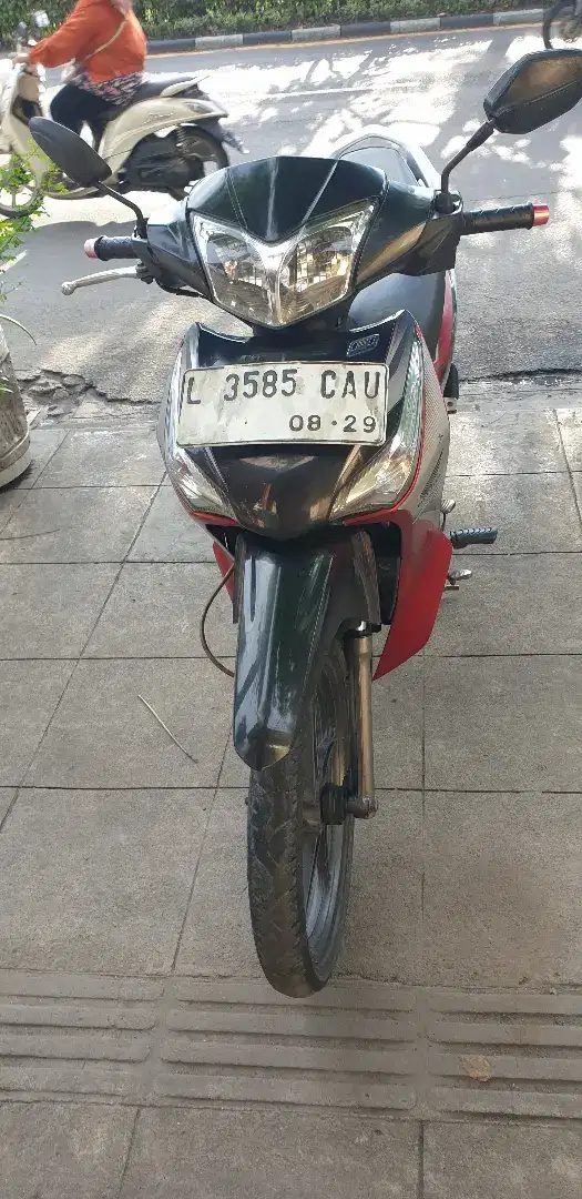 Supra 125 Helm in th 2013 mulus pjk baru
