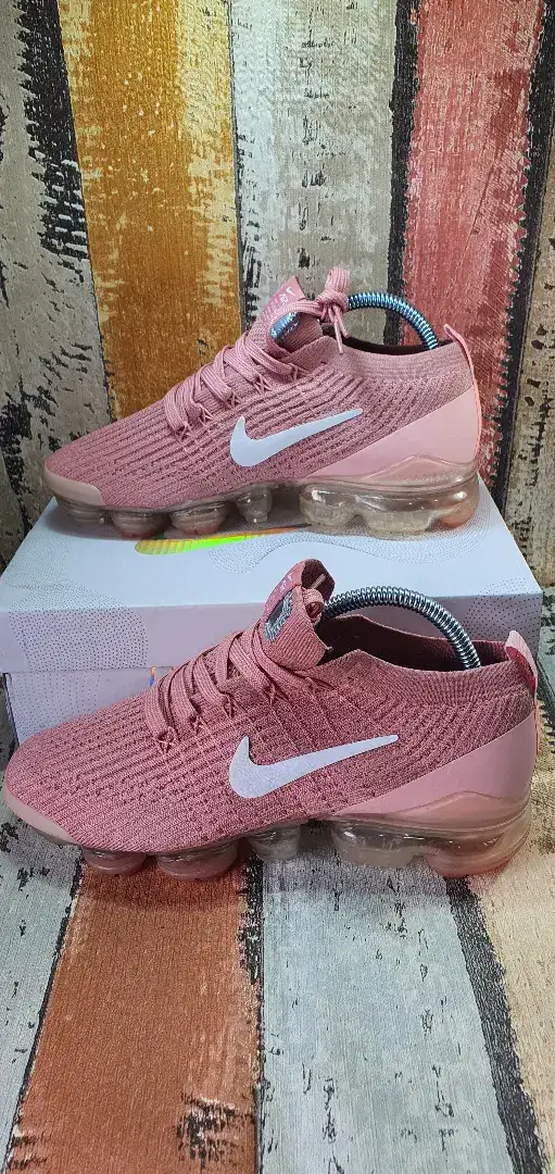 Sepatu running nike vapormax