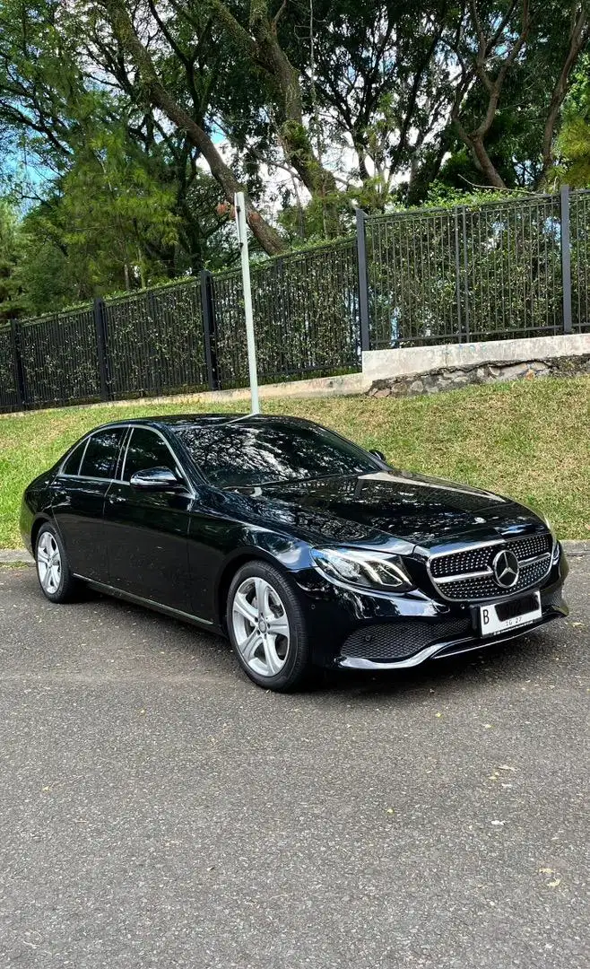 Mercedes Benz E250 AVG 2017
