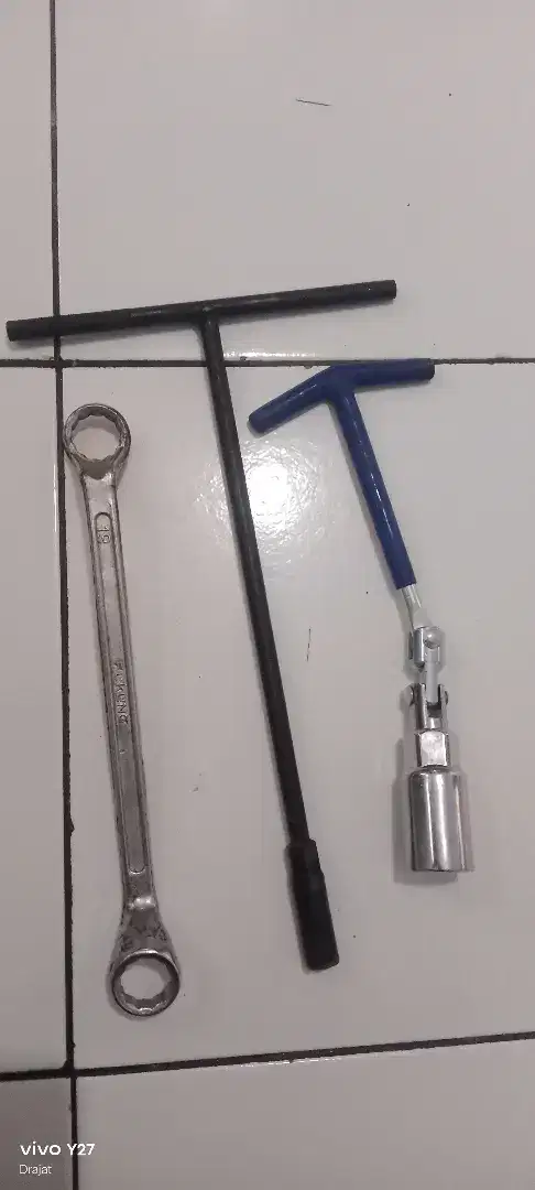 Kunci kunci buat motor