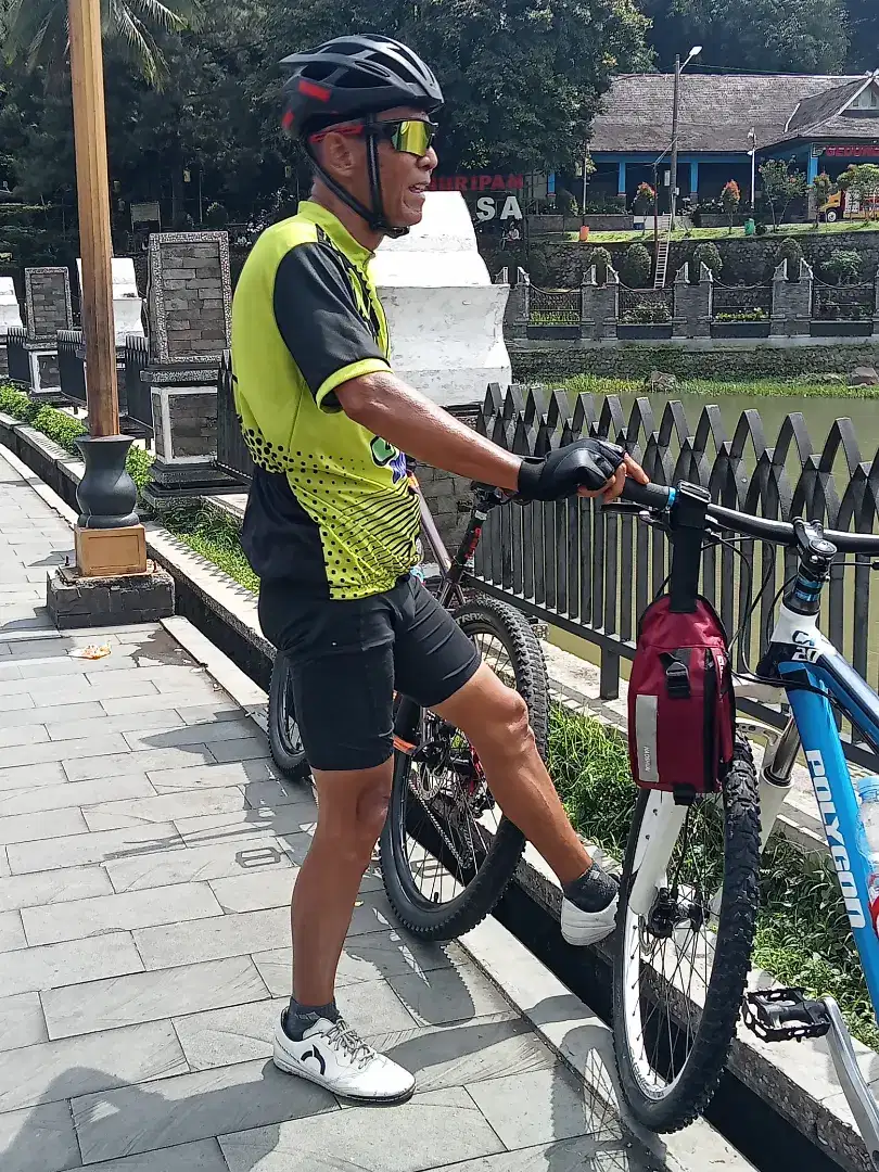 Dijual sepeda MTB merk Polygon cozmic CX 2.0  kondisi bagus semua