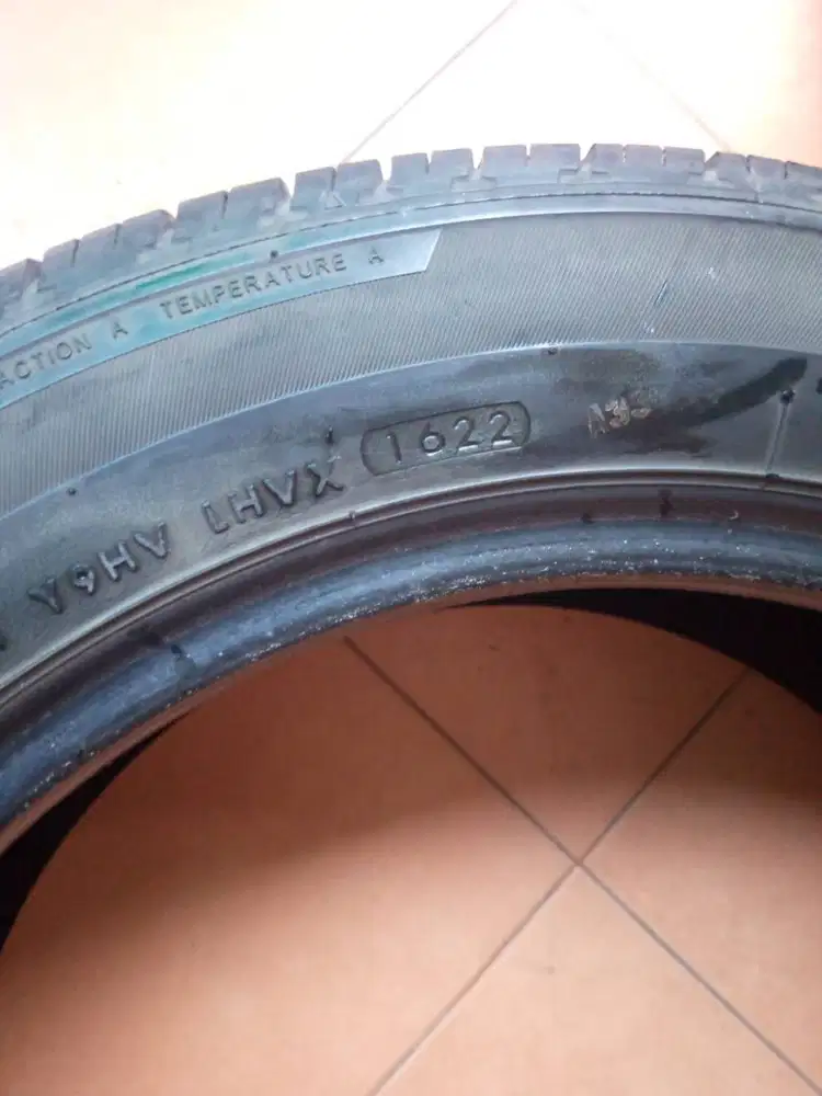 Ban  GT Radial 215/55/17