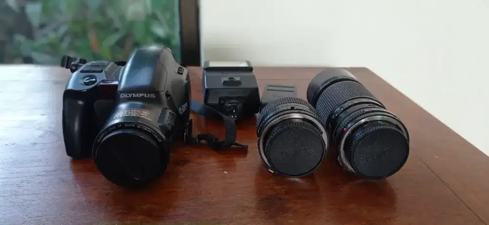 Camera olympus + lensa canon