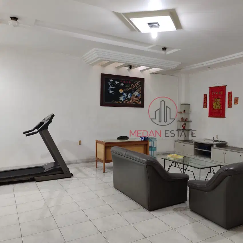 Dijual    Villa Polonia Indah