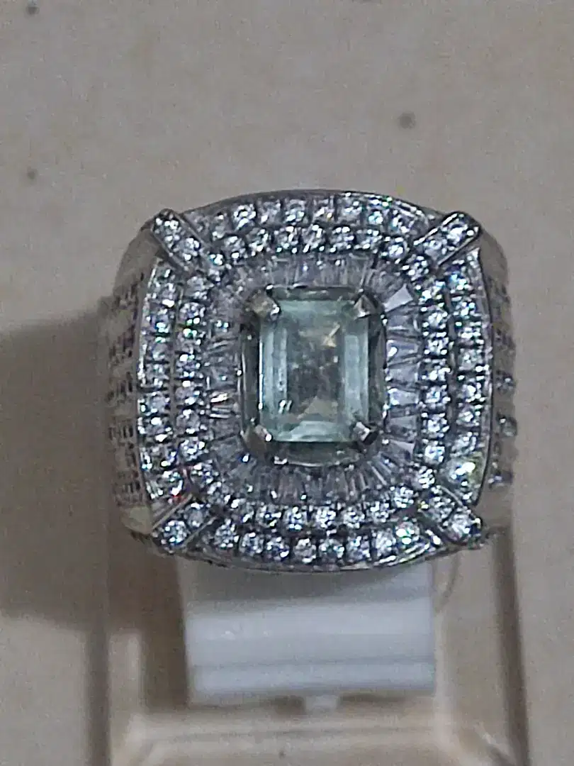 Natural Emerald Beryl Columbia CE-Minor Ring Perak Microsetting Tapper