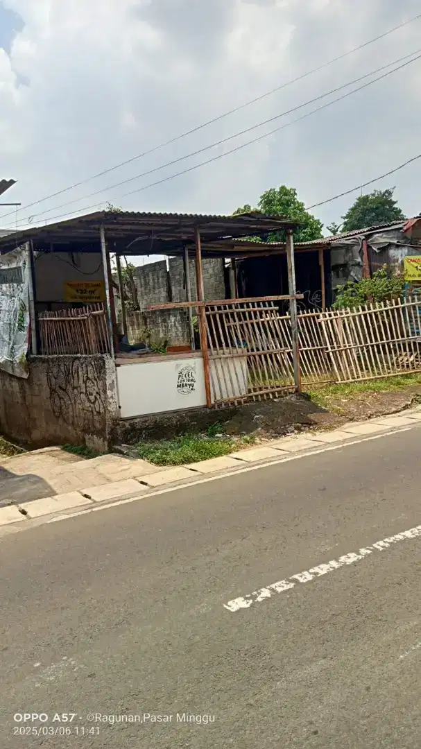 Di Jual Lahan Sangat Strategis  di Jalan Raya UtamaJagakarsa Jaksel