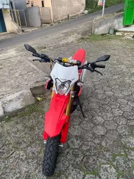 BIAH@CASH 19 JT HONDA CRF 150 FI 2018 B BEKASI
