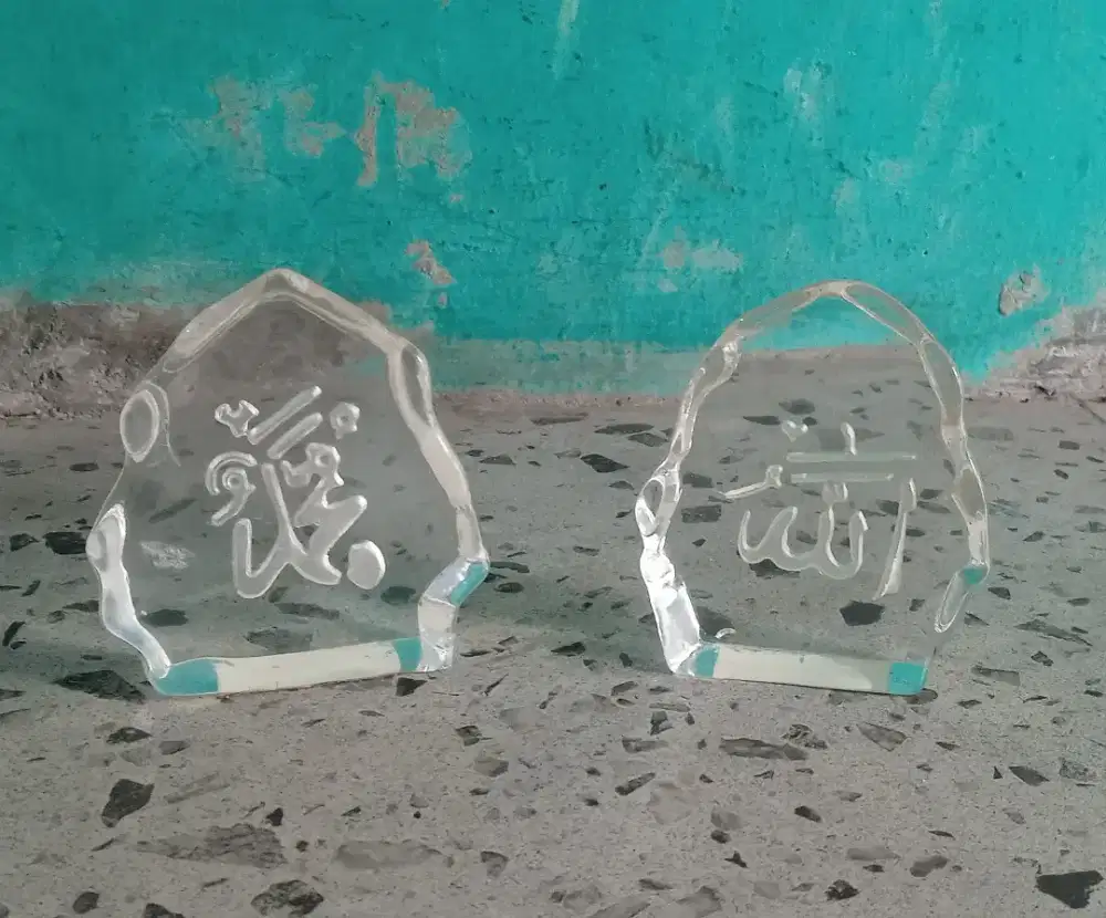 Pajangan Kaca Islami