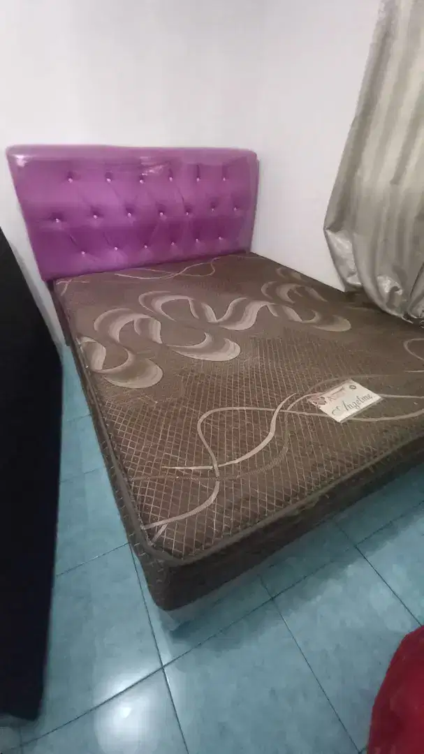 Kasur 160x200  set dengan divan