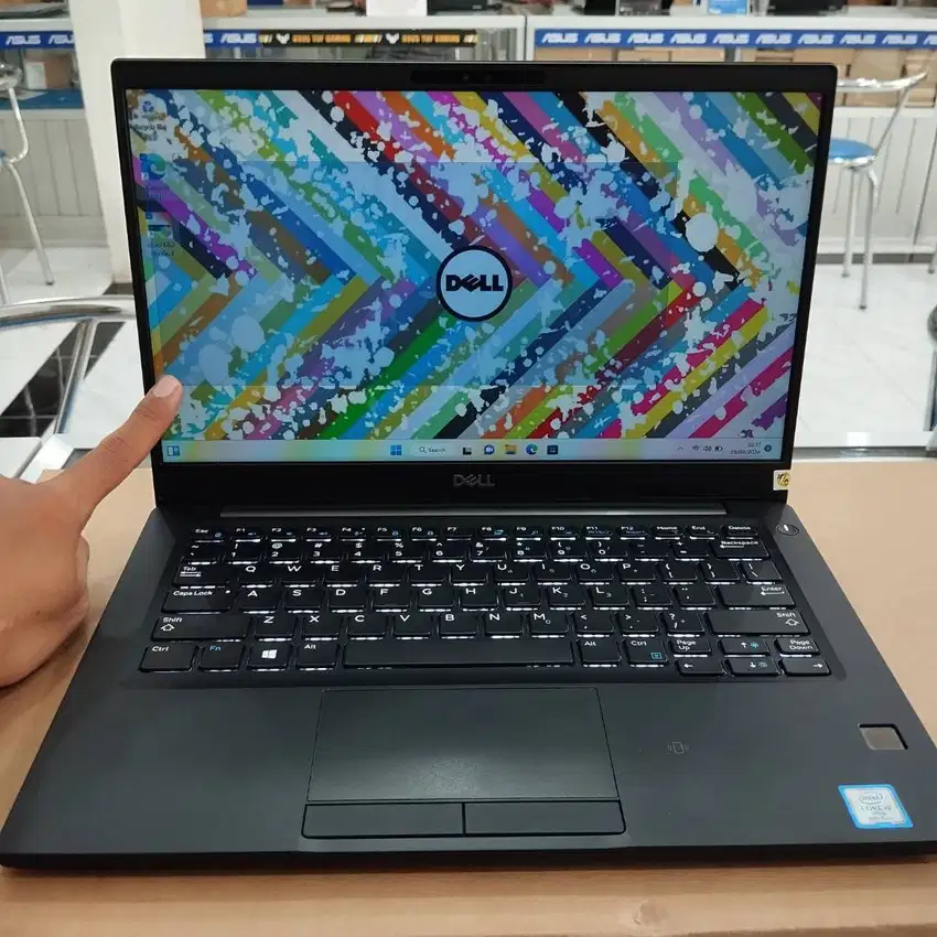 Dell Latitude 7390 Core i5 gen 8 RAM 16GB SSD 256GB Touchscreen Slim