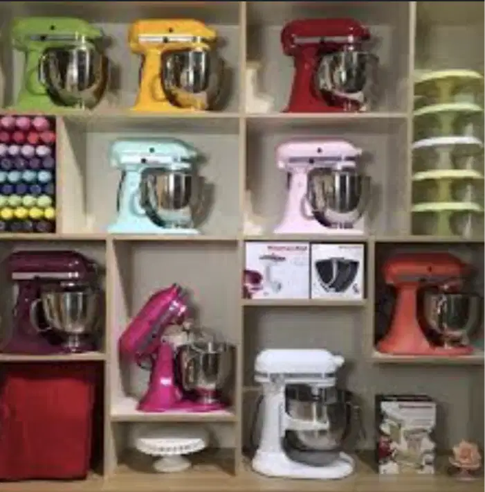 Diperlukan staff packing dan sales toko bahan kue kelapa gading