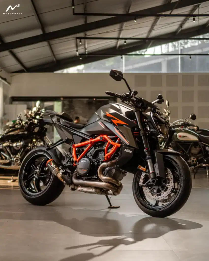 KTM 1390 Super Duke R Evo (Black) 2024