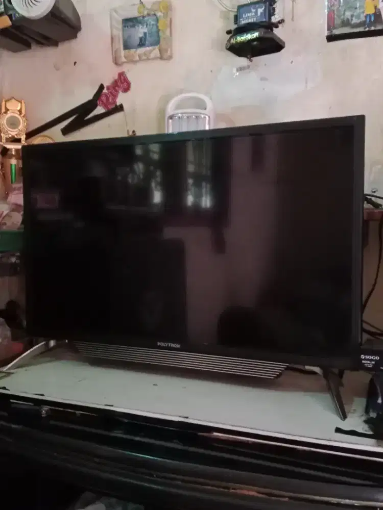 TV LED polytron 32 inci + STB