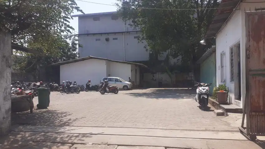 Disewakan Gudang di Raya Kenjeran Murah