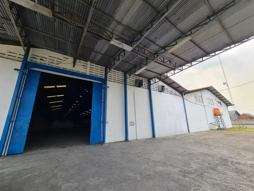 Gudang Bebas Banjir, Asri di Ciracas, Jakarta Timur