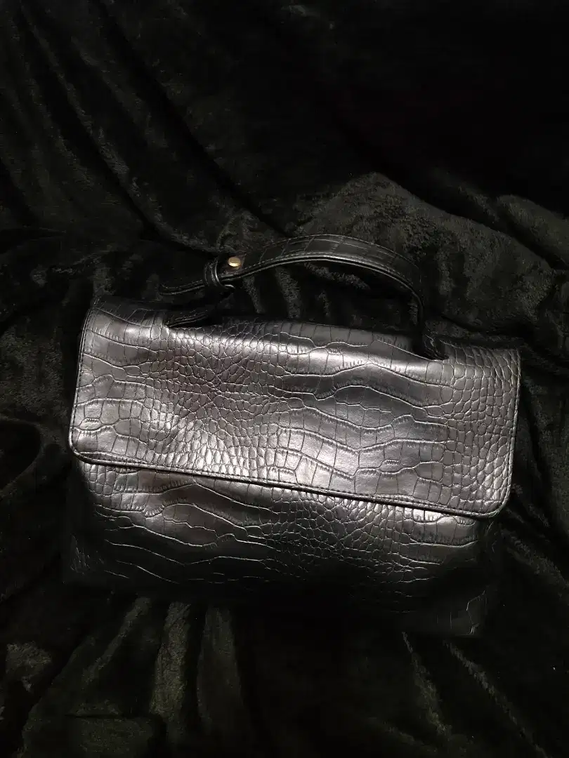 Tas Sling Pria Kulit Asli / Croco
