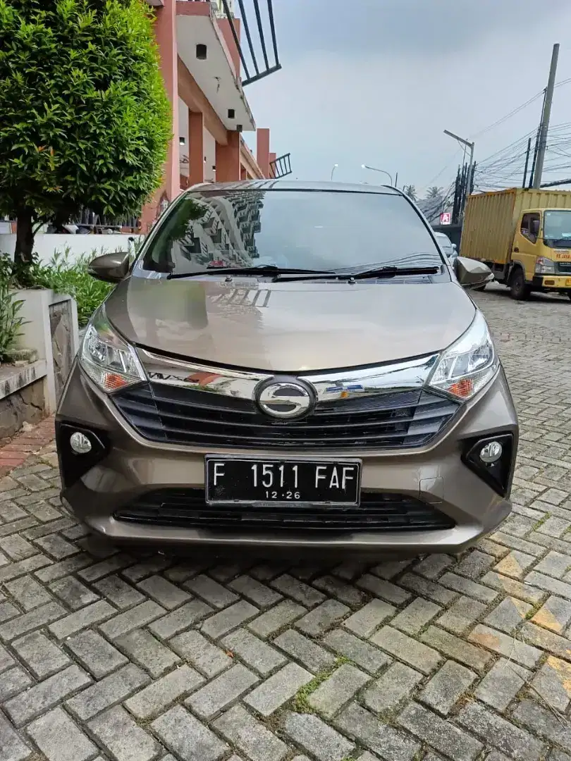 Daihatsu sigra 1.2 R A/T th 2021 istimewa